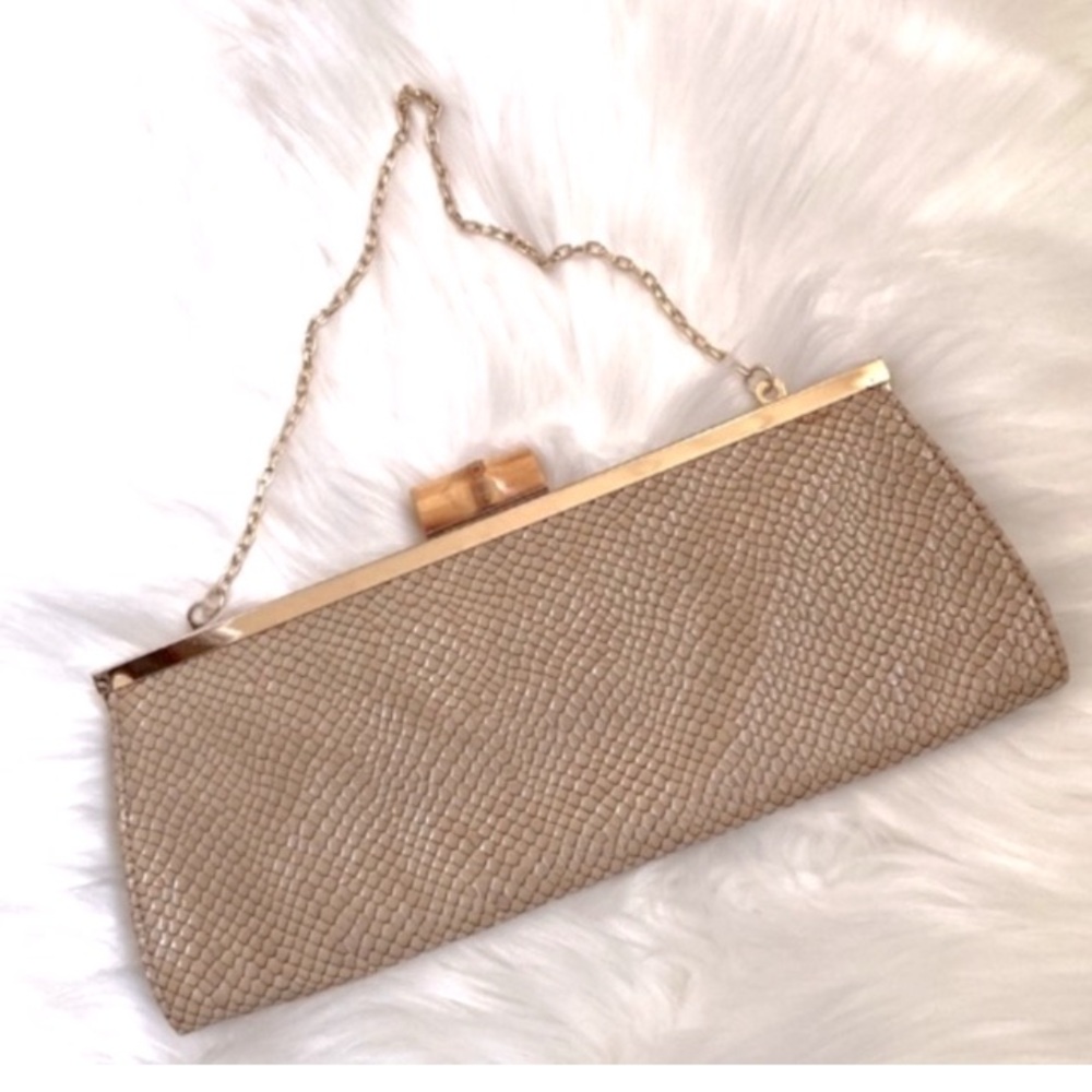 LOFT Clutch Bag😍